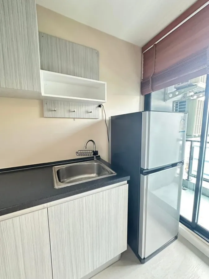 For rent: The Cube Condo Nawamin-Ramintra, corner unit, 8th floor, with project view. Special price available! Book now, don't wait!