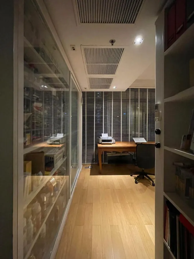 ขาย Circle Living Prototype ห้องกว้าง ตกแต่งด้วยไม้สัก เฟอร์ครบชุด เครื่องใช้ไฟฟ้าครบครัน ห้ามพลาด