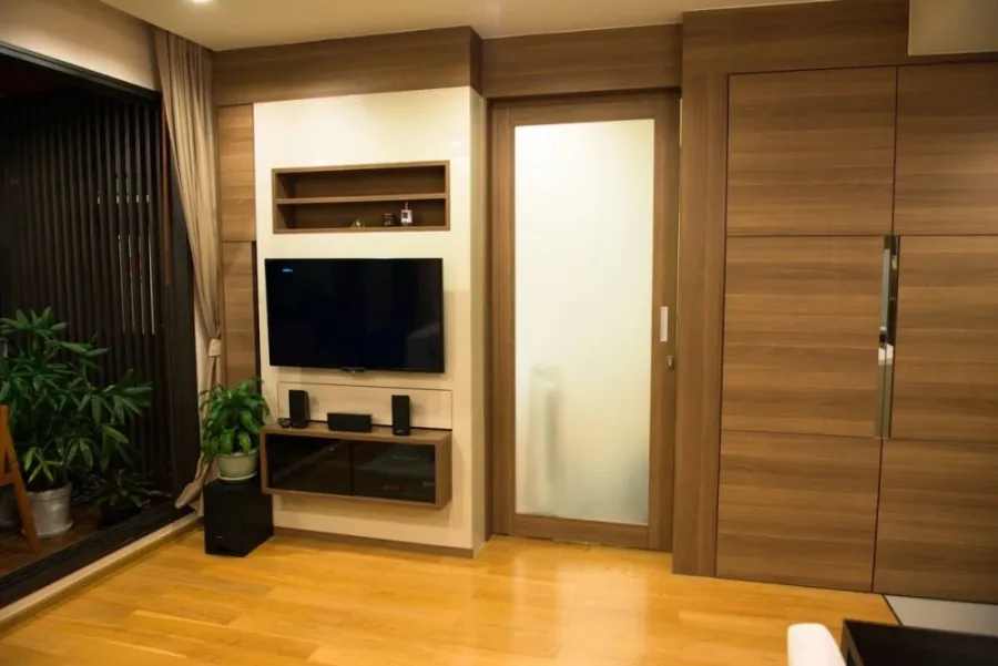 For rent: The Address Sathorn, spacious room, lots of usable space, decorated in a controlled tone, beautiful city view, not blocked, book now.