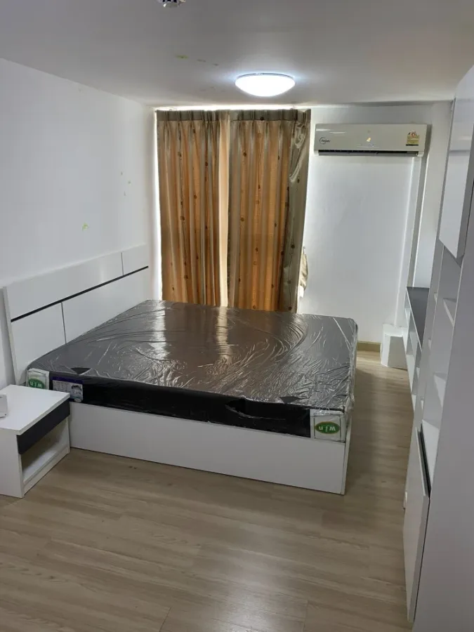 ให้เช่า Zoom Condo Place พื้นที่ใช้สอย 51 ตรม. ห้อง Duplex 2 ชั้น 1 ห้องนอน พร้อมเฟอร์ครบ ห้ามพลาด