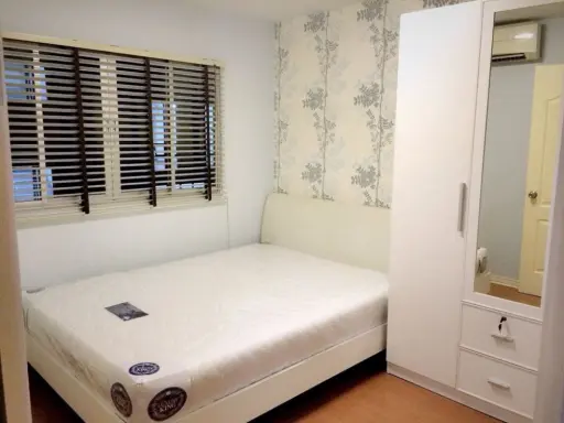 For rent Lumpini Condo Town Rattanathibet built-in furniture fully dressed ready This price is very worthwhile. Urgent.