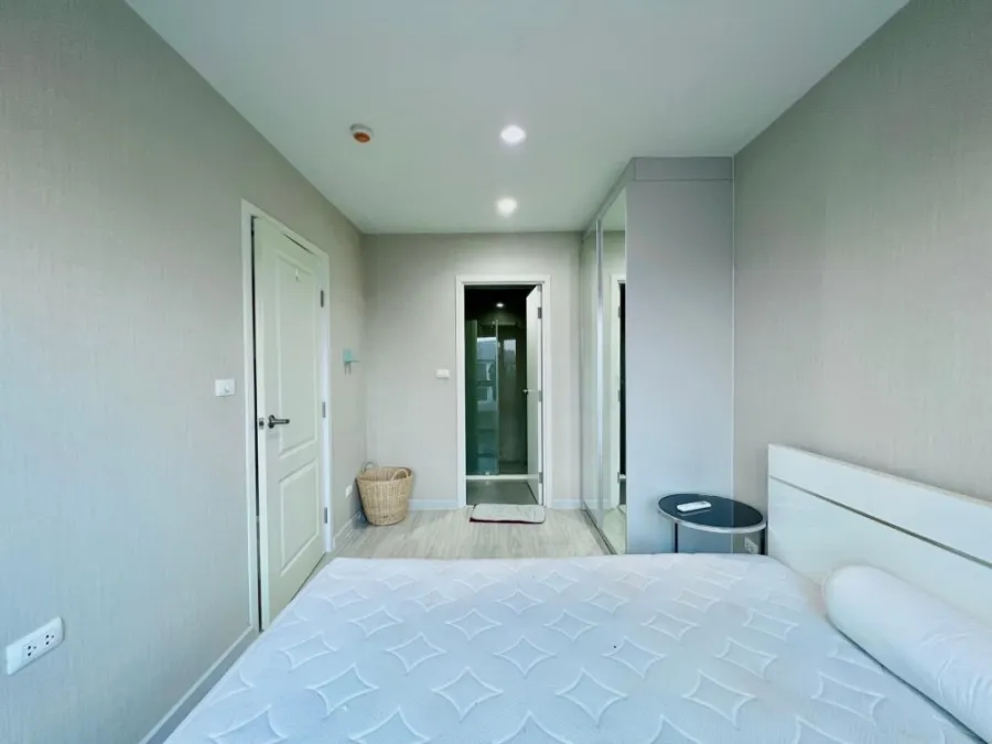 For rent, The Privacy Ratchada-Sutthisan, 1 bedroom, clear view, decorated in white tones, comfortable for the eyes. If interested, hurry up to reserv