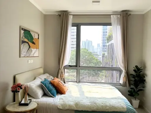 For rent: Quintara Phume Sukhumvit 39, a room decorated simply and luxuriously, looks expensive, good location, fully furnished, hurry and book now!
