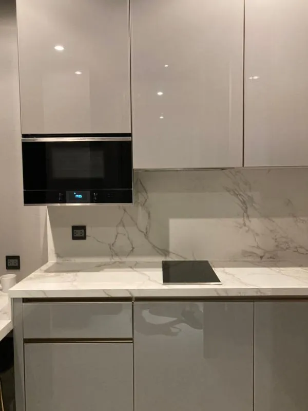 Foe rent Condo The Esse at Singha Complex, 1 bedroom, beautifully decorated room, fully furnished, complete electrical appliances.
