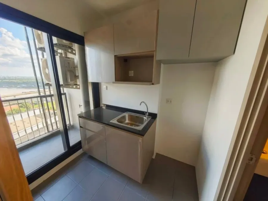 For rent: The Politan Rive, high floor room, ready to move in, fully furnished, hurry and reserve now before it's gone++