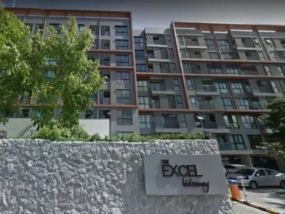 The Excel Hideaway Lasalle 11