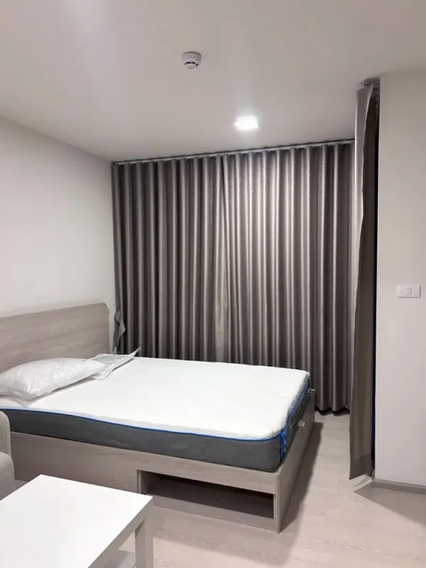 ให้เช่า d condo air Ladkrabang 1 ห้องนอน 1 ห้องน้ำ เฟอร์นิเจอร์และเครื่องใช้ไฟฟ้าครบครัน หิ้วกระเป๋าเข้าอยู่ได้เลยจ้า