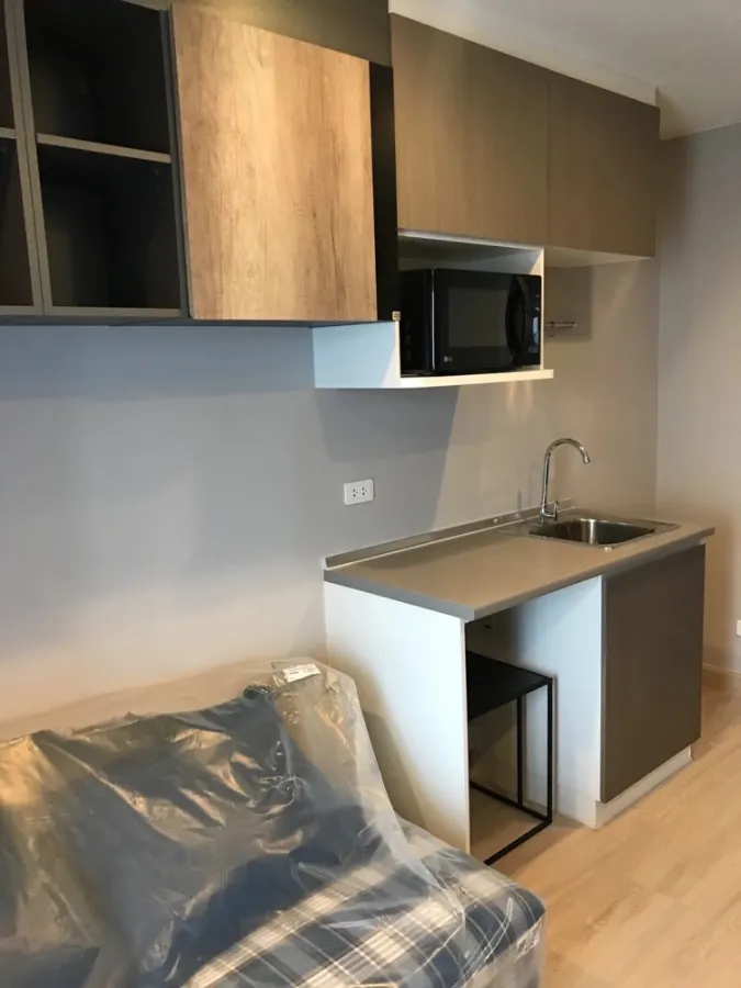 Casa Condo Bang Yai for sale, 29th floor, complete with furniture and electrical appliances. Book now, don't miss it.