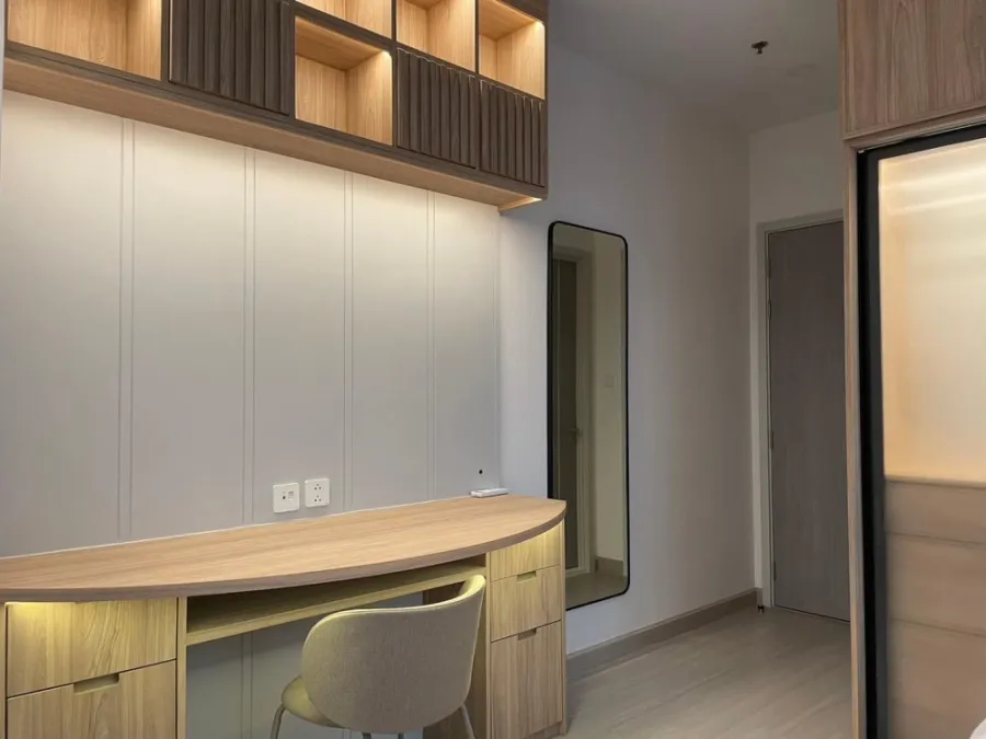 For rent Supalai Premier SiPhraya-Samyan Spacious room separate Very beautifully decorated, hurry and reserve now.