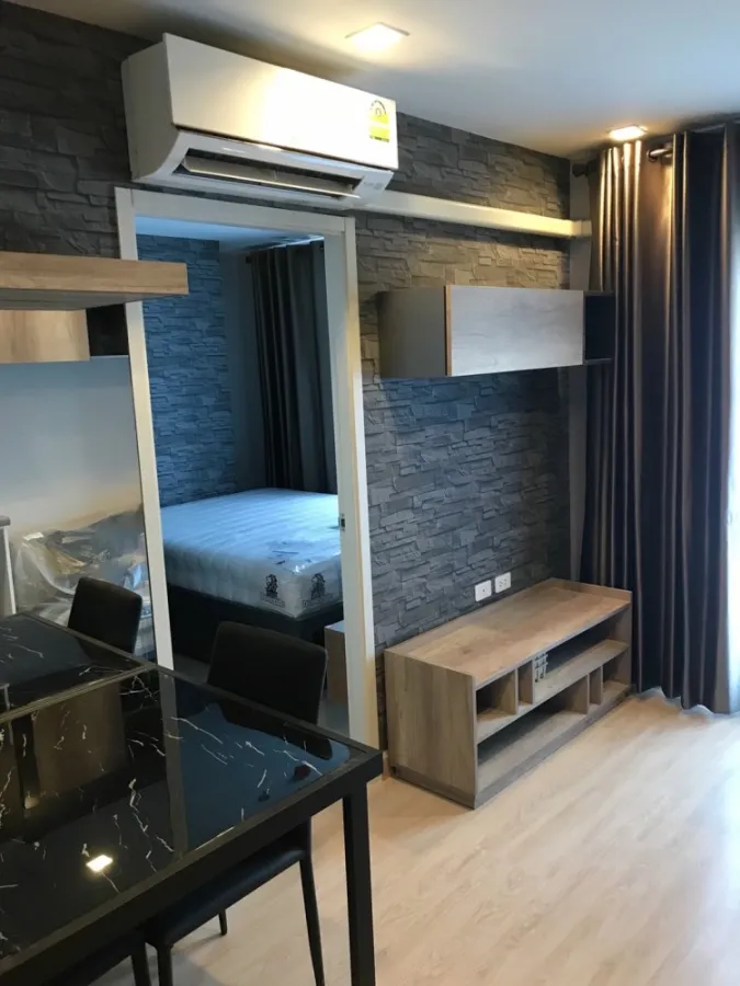 Casa Condo Bang Yai for sale, 29th floor, complete with furniture and electrical appliances. Book now, don't miss it.