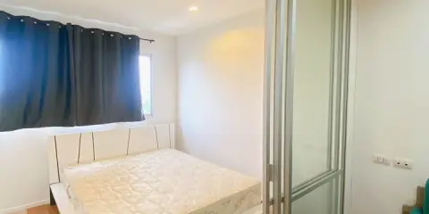 ให้เช่า ลุมพินี คอนโดทาวน์ รามอินทรา -ลาดปลาเค้า ตู้เสื้อผ้า built-in อย่างดี ราคาสุดปัง อย่าพลาด!