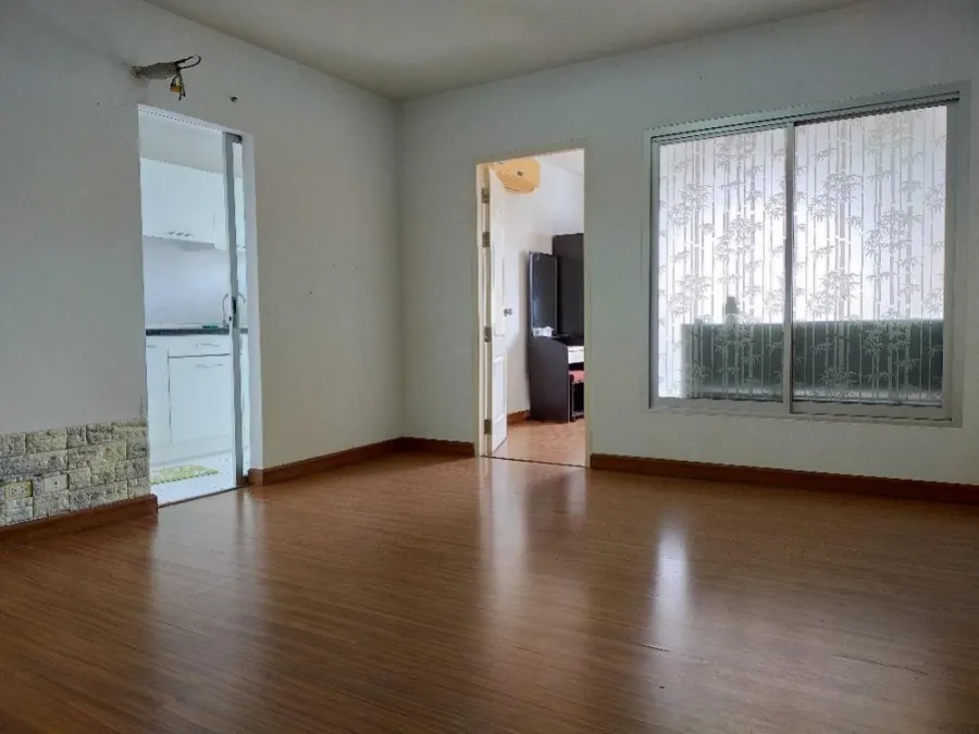 For rent The Seasons Srinakarin, near BTS, fully furnished, don't wait.