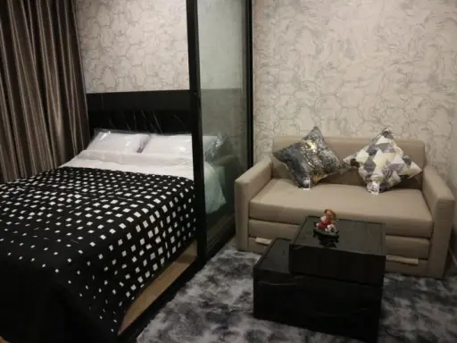 ห้ามพลาด ห้องแต่งเสร็จ พร้อมย้ายเข้าอยู่ได้เลย 1 Bedroom Extra เฟอร์นิเจอร์ Hi-Gross ลายหินอ่อนสีดำ