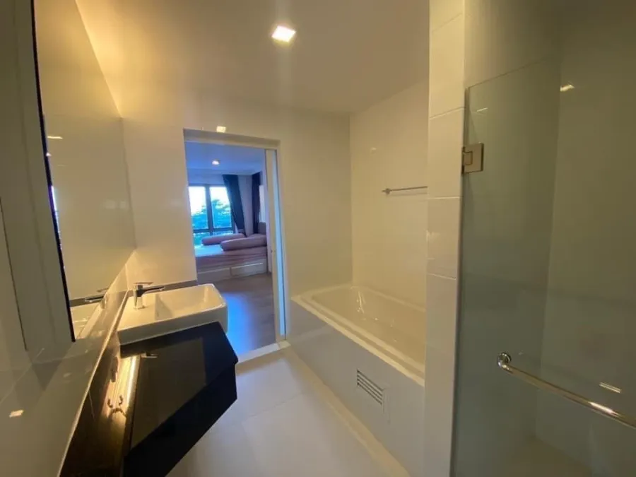 Sunrisa for rent, two-story room, spacious space, comfortable to live in, wide balcony, comfortable sea breeze, don't miss it!!