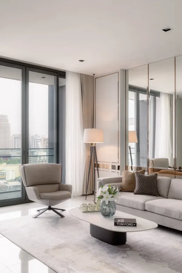 ให้เช่า Q1 Sukhumvit ห้องพร้อมอยู่ เฟอร์พร้อม ชั้นสูง อยู่สบาย จองเลย