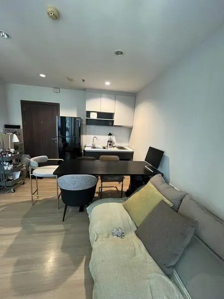 For sale rent The Base Chaengwattana ห้องกว้างขวาง พื้นที่ใ้สอยเหลือๆ ราคาดีเวอร์ ต้องรีบมาจอง