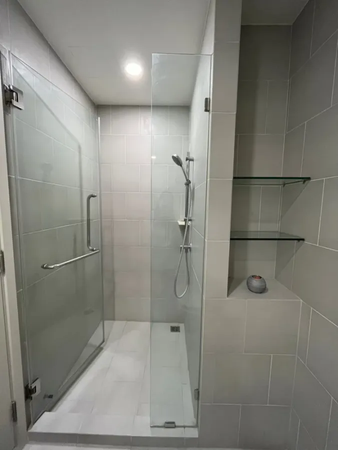 Urgent sale!! Condo De Lapis Charan 81, 21st floor, beautiful room, fully furnished, ready to move in. Reserve now!!