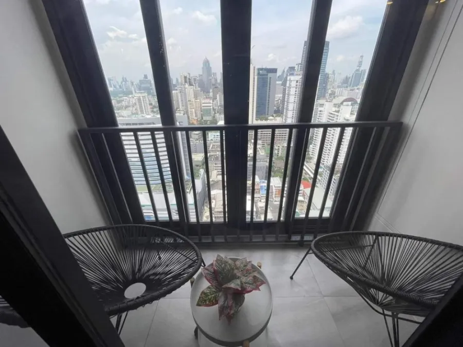 Condo for rent, Ashton Asoke, high floor (30), beautiful view, furniture + complete electrical appliances, good location, do not wait !!