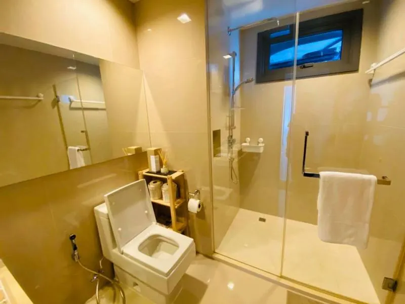 ขายด่วน!! คอนโด ไฮด์ สุขุมวิท 13 ชั้นสูง วิวสวย ห้องแต่งสวย เฟอร์ครบ พร้อมอยู่ ใกล้รถไฟฟ้า ห้ามพลาด!