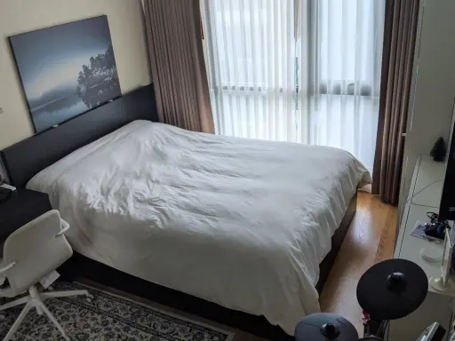 For sale, JRY Condo Rama 9, Rim room, beautiful view, room wall is not attached to other rooms, buy it, don't miss it. images