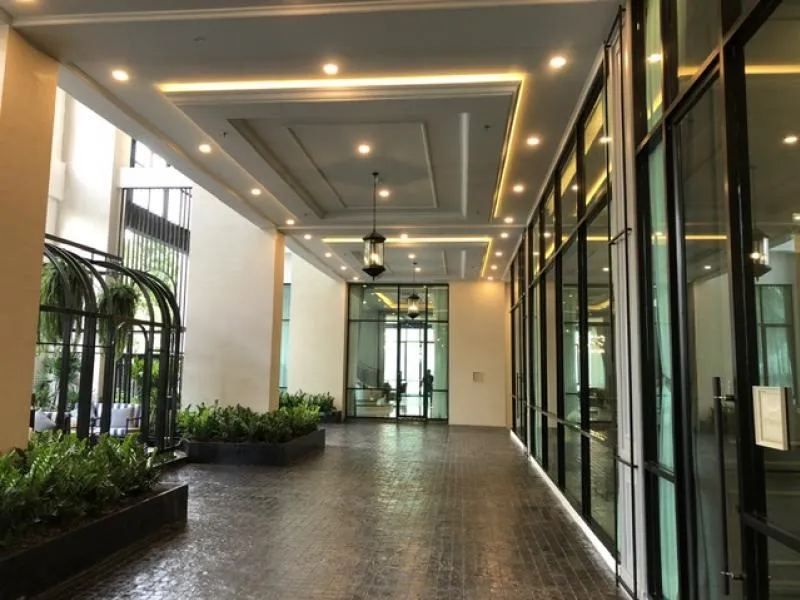 For rent: Knightsbridge Collage Ramkhamhaeng, furnished room, ready to move in, complete here, don't miss it.