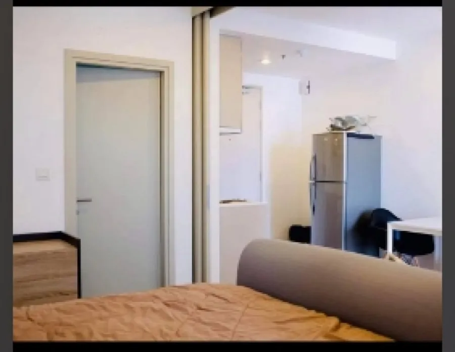 Selling ideo q Chula-Samyan, rooms are divided into proportions, comfortable, not uncomfortable, balcony facing south, cool breeze, hurry to reserve