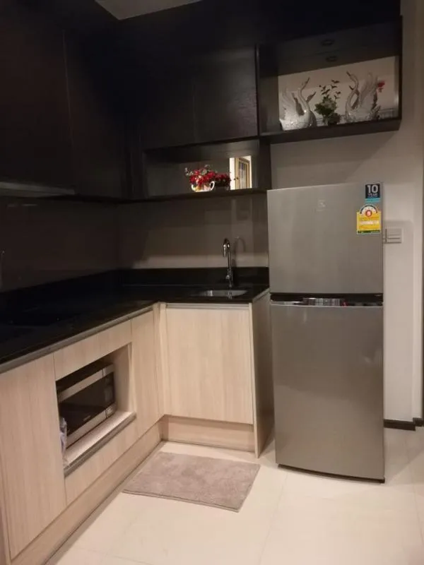 Condo for rent, Edge by Sansiri, Sukhumvit 23, 8th floor, corner room, city center, convenient transportation, don't miss !!!