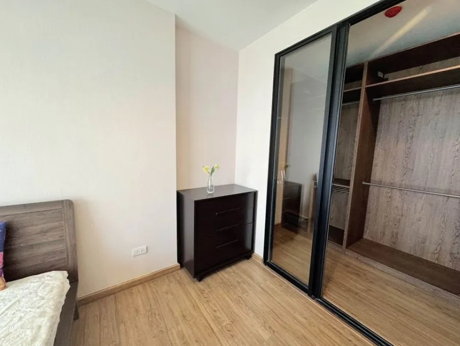 ให้เช่า The Tree Interchange ห้องกว้างขวาง อยู่สบาย ชั้นสูง วิวสวย มี Walk-In Closet ในตัว ห้ามพลาด