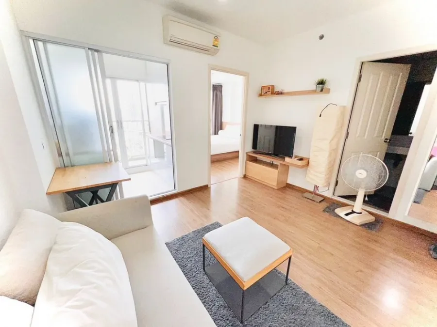 Sell U Delight @ Bangson Station, high floor, city view, no building block, Built-in furniture, book quickly.
