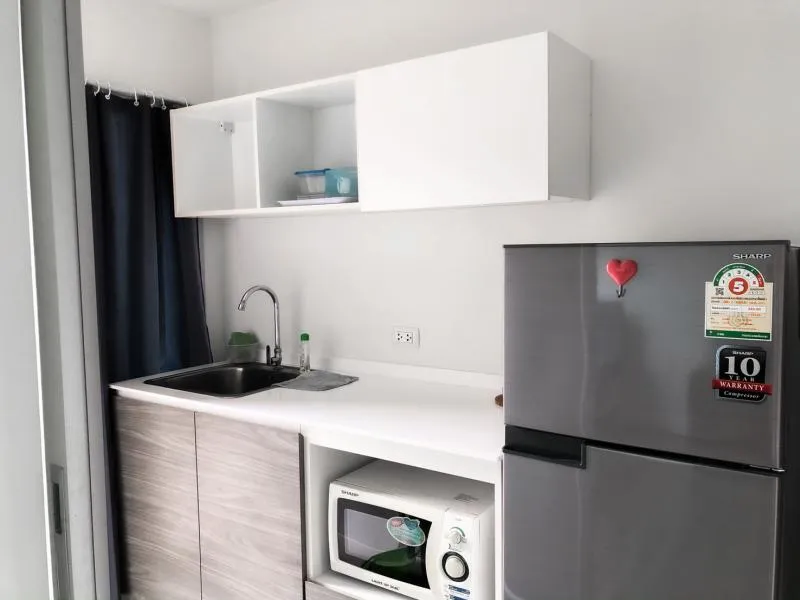 It has arrived. New room. Not blocking. View. Beautiful view. High floor. Very nice. You can carry your bags in. D Condo Phase 2