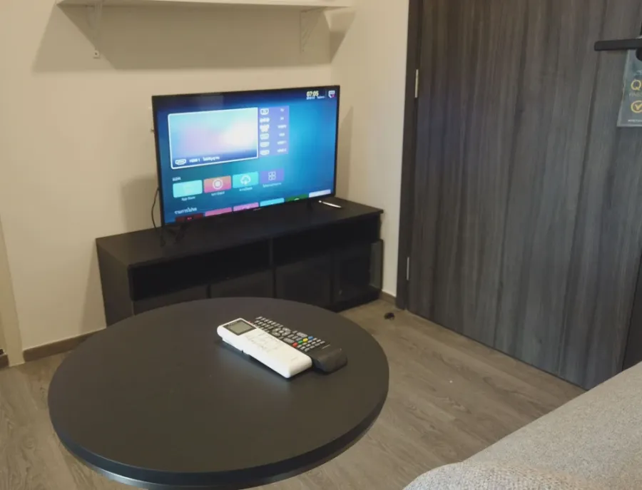 For rent: Modiz Avantgarde, 19th floor unit, fully furnished, with stunning amenities. Book now!