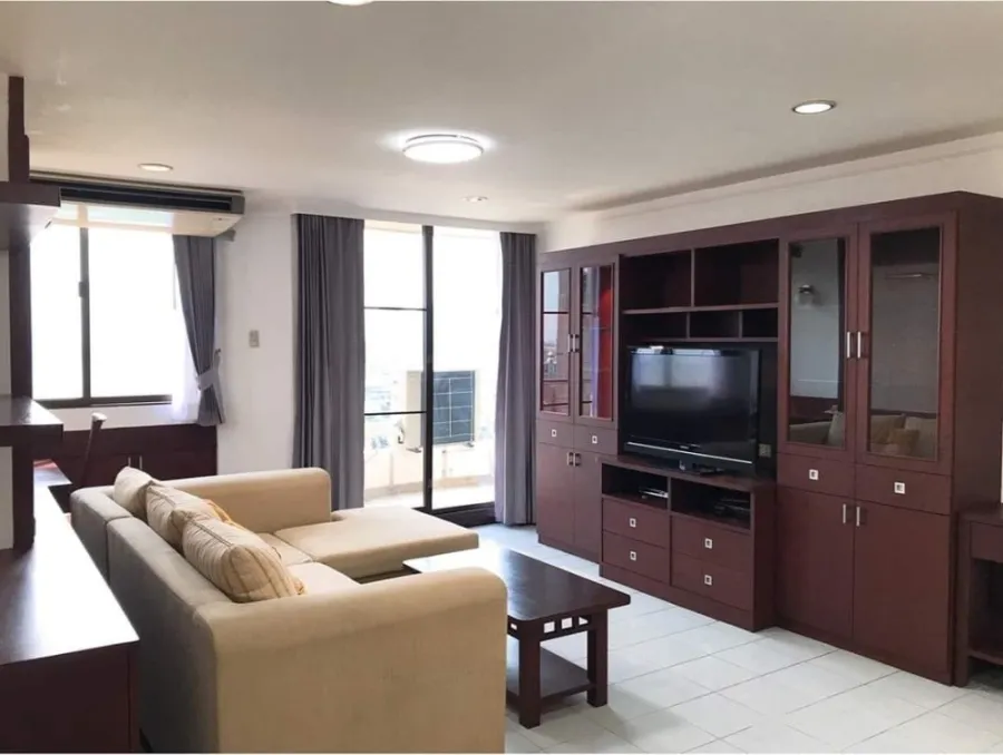 For rent Supalai place, Sukhumvit 39 ชั้น 16 ได้วิวสูง ราคาจับต้องได้ รีบมาจองเลยอย่าพลาดโอกาส