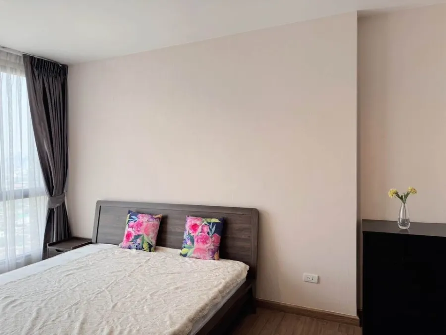 ให้เช่า The Tree Interchange ห้องกว้างขวาง อยู่สบาย ชั้นสูง วิวสวย มี Walk-In Closet ในตัว ห้ามพลาด