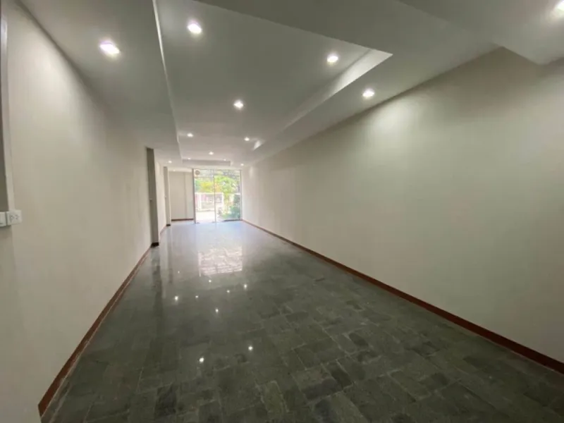 ขายคอนโด ลาเมซอง พหลโยธิน24 1ห้องนอน 1ห้องน้ำ ห้องเปล่า พื้นที่ 62.85 ตร.ม. กว้างสุดๆ ห้ามพลาดเลย!!