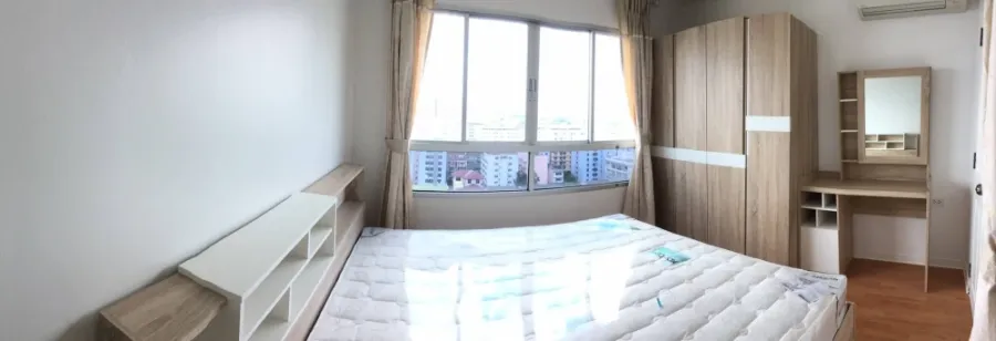 For rent: Lumpini Ville Ramkhamhaeng 44. Spacious rooms with ample usable space. Book today! Don't miss out!