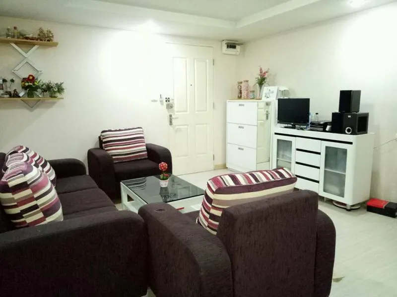 ด่วนจ้าาา ขาย แฮปปี้ คอนโด รัชดา 18 ชั้น 5 ห้องกว้าง สบายสุดๆ เฟอร์+เครื่องใช้ไฟฟ้าครบ ห้ามพลาด!!!