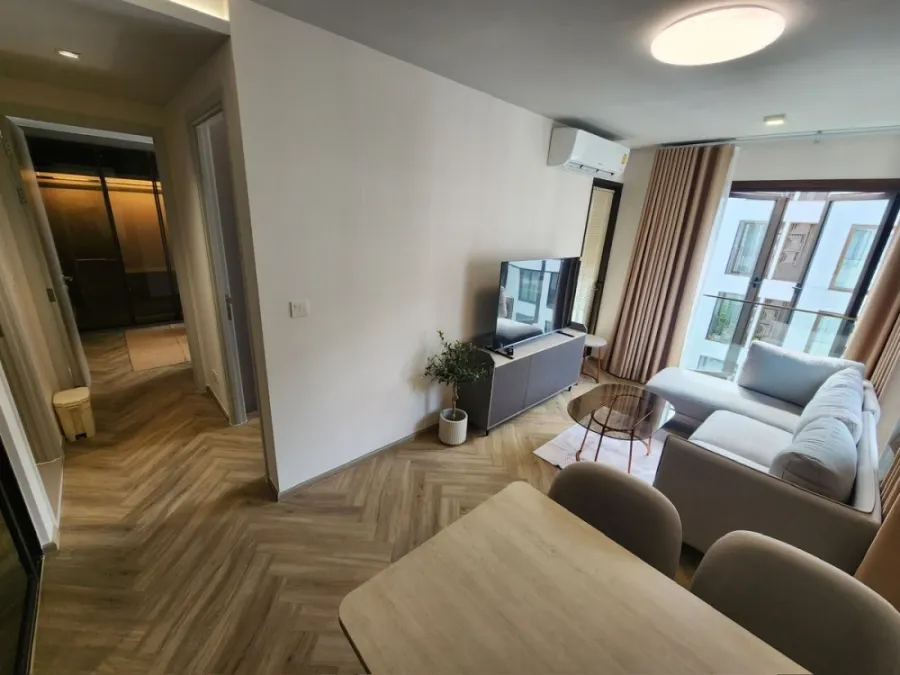 ให้เช่า Chapter Thonglor 25 ชั้น 6 ห้องมุม วิวสระ แต่งครบ น่าอยู่ สนใจจองเลย