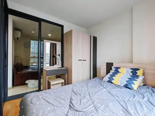 For rent คอนโด HUE Sukhumvit ตกแต่งพร้อมเข้าอยู่ เฟอร์นิเจอร์อย่างดี เครื่องใช้ไฟฟ้าครบครัน จองเลย images