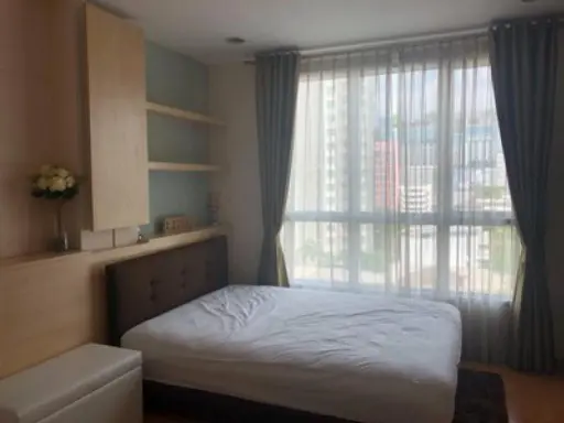 Condo for rent Life @ Ratchada, 1 bedroom, 42 sqm., has a bathtub, washing machine, 8th floor, the most beautiful, cute price.