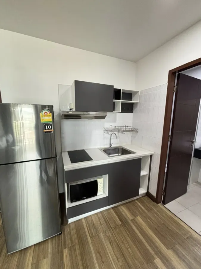The Harmonest Condo for rent, a lovely room, decorated in a cool theme, lots of usable space, comes with complete amenities. Reserve now!