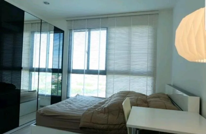 Condo for sale: Ideo Mobi Sukhumvit Eastgate, high floor, pool view, fully furnished, ready to move in.