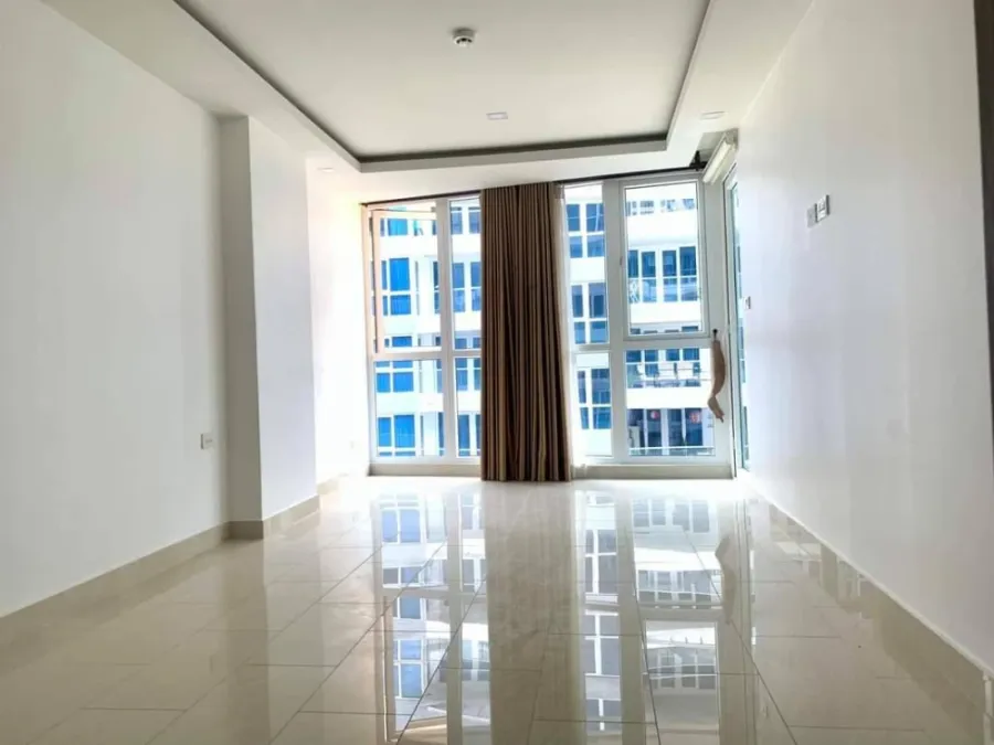 For sale: Grand Avenue Residence Condo, spacious and comfortable room, well-built kitchen, book now, don't miss out+++