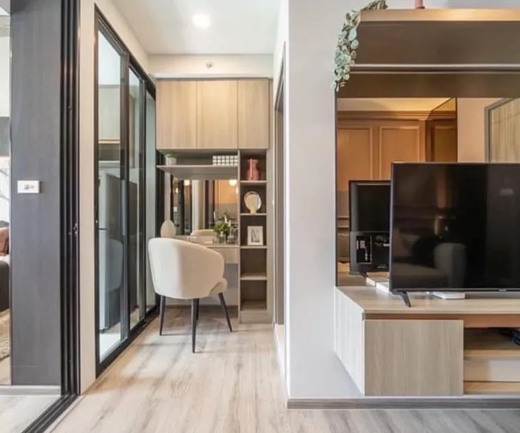 Condo for rent, Knightsbridge Collage Sukhumvit 107, room decorated in minimalist style, very minimal, cozy, hurry and reserve now.