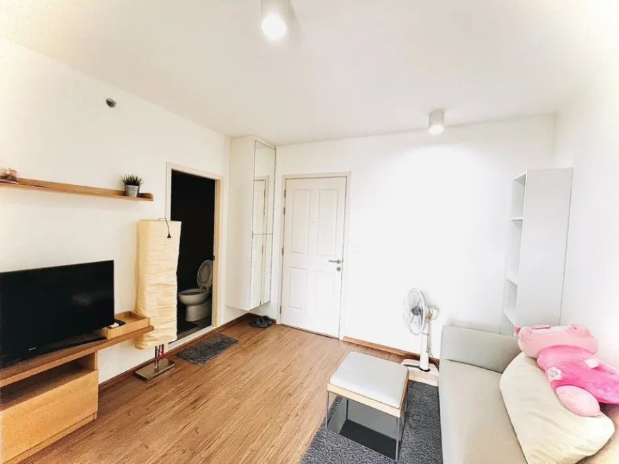 Sell U Delight @ Bangson Station, high floor, city view, no building block, Built-in furniture, book quickly.