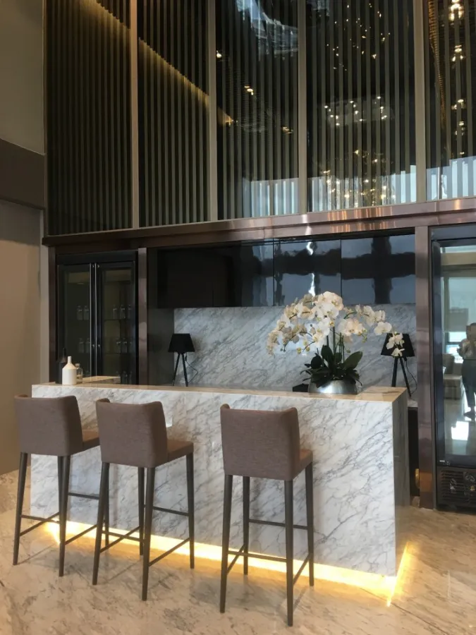 For rent!! Condo The Esse at Singha Complex, 14th floor, complete facilities, ready to move in, don't miss it!!