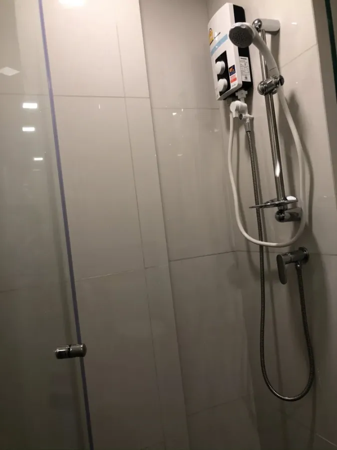 ให้เช่าด่วนๆคอนโด Chambers On-nut Station ห้องกั้นแยกชัดเจน เฟอร์ เครื่องใชข้ไฟฟ้าครบ มาจองเลย อย่าพลาด