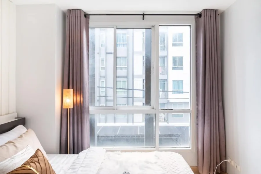 For sale: Levo Ladprao 18 Phase 2, 4th floor, beautifully decorated room, fully furnished, ready to move in, don't miss it.