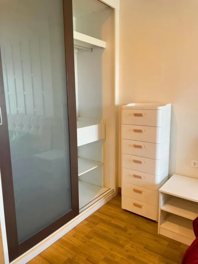 Condo for rent, Baan Nawathara, ready to move in, fully furnished, just bring your own luggage and move in.