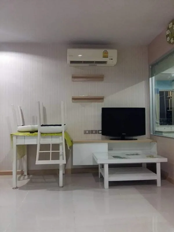 Rich Park @Bangson condo, corner room, very good location, convenient to travel, near shops, ready to go!!