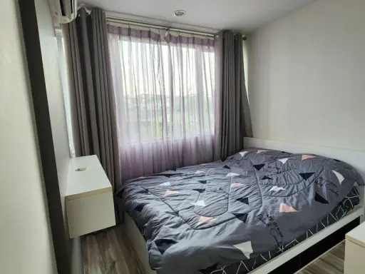 For rent, Sammakorn S9, 1 bedroom condominium, decorated built -in. The view is good, the atmosphere is good. Hurry to book before missing